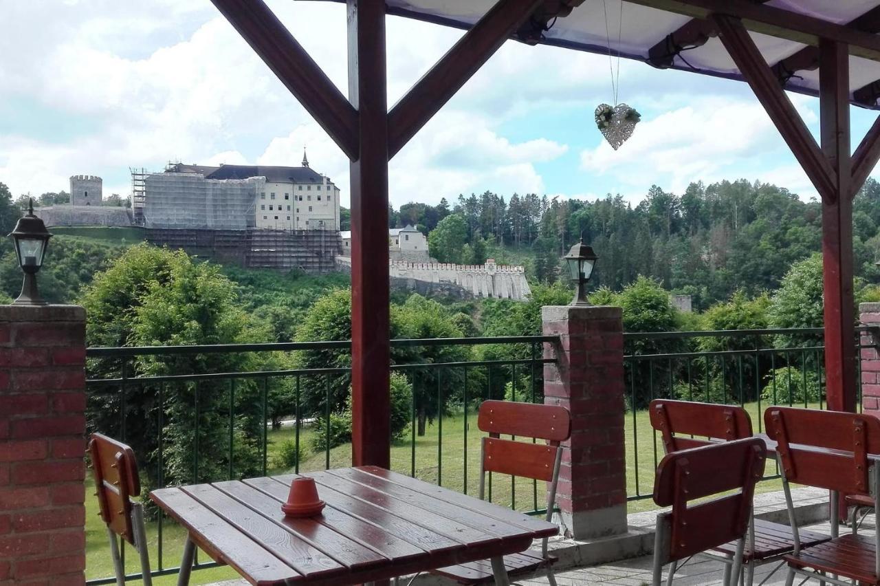 Parkhotel Cesky Sternberk Buitenkant foto